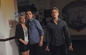 The Secret Circle Season 1 Episode 3 Loner 9-4087-590-700-80