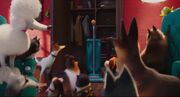 The recolored Sweetpea model at the left corner.