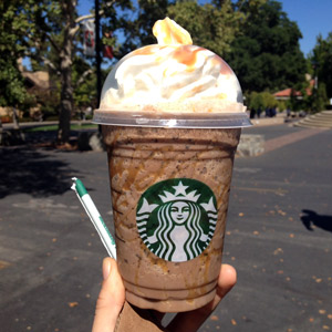 Starbucks-twix-frappuccino