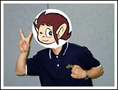 Ossale02.jpg (7 KB) He's apparently very good at Rock Paper Scissors