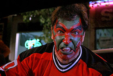 Patrick Warburton (aka David Puddy) is in attendance at the New