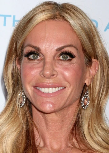 Cindy Ambuehl | WikiSein | Fandom