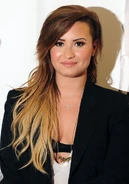 Demi-lovato-cabelo1.jpg (101 KB)