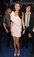 Selena gomez 2011 people's choice awards