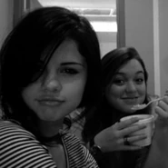 Img-things7.jpeg (16 KB)