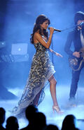 Selena+Gomez+2011+People+Choice+Awards+Show+PPoL K3nARWl