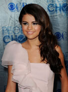 Pink dress selena gomez people's choice awards