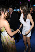 Selena+Gomez+2011+People+Choice+Awards+Red+3fJcGdBJFgHl