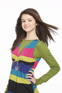 Selena-Gomez-Wizards-Of-Waverly-Place