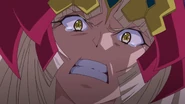 Finé crying