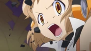 Hibiki attacking Noise