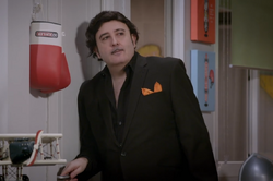 Massimo Dutti.png