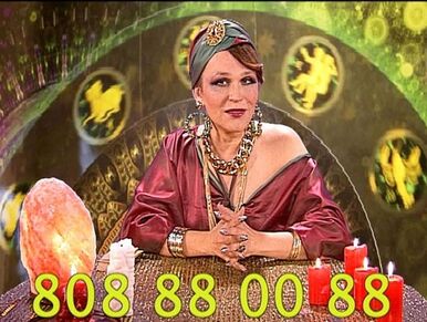 Estela pitonisa.jpg