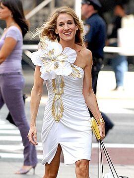  Carrie Bradshaw (Sex and the City) Old Woman Who Lives