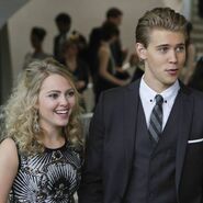 Carrie-Diaries-Season-Two-Style