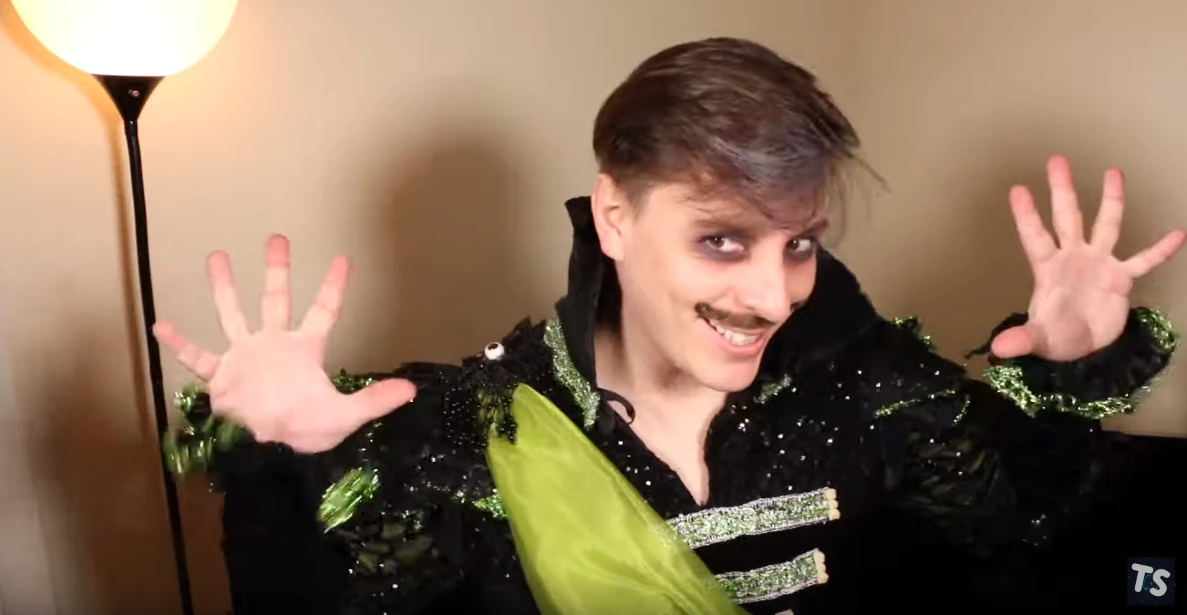 Remus Sanders Sexypedia Wiki Fandom