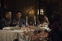 TMI303promo Malec & Maryse 03.jpg