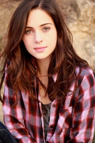 Holly Deveaux 2017