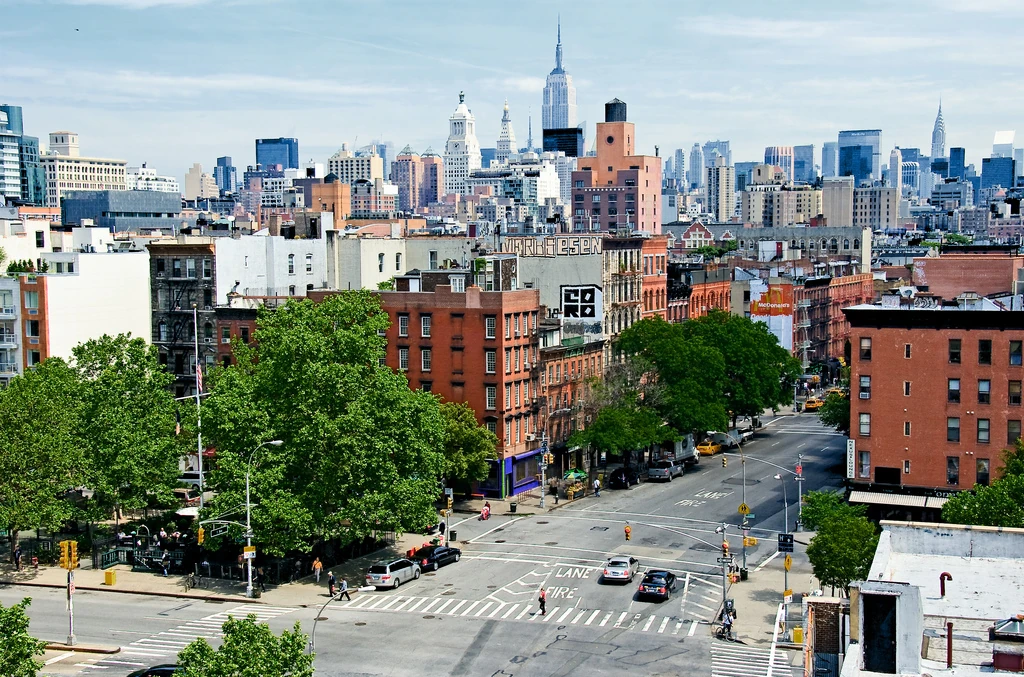 East Village Wiki Shadowhunters en Español Fandom