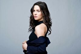 Holly Deveaux