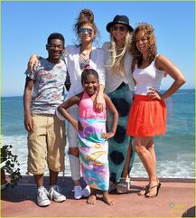 Zendaya-malibu-fun-kc-undercover-cast-03