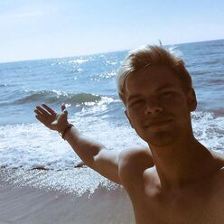 Kenton-duty-1440529201