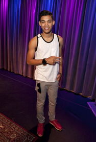 Roshon-at-the-Grammy-Museum