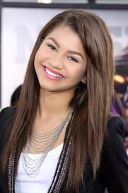 Zendaya-coleman-looking-grown-up