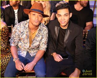 Roshon-fegan-chelsie-hightower-celebs-dwts-10th-celebration-pics-18