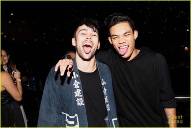 Jordan-fisher-roshon-max-radio-row-la-confidential-grammys-weekend-07