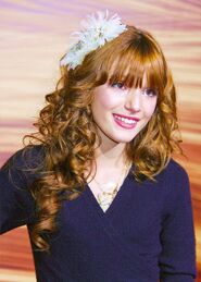 Bella-thorne-1384882636