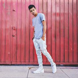 Roshon-fegan-1442959681