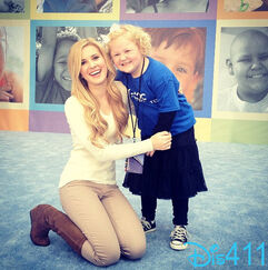 Caroline-sunshine-with-great-child