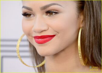 Zendaya-debra-lee-predinner-bet-awards-2014-08