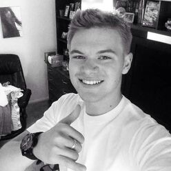 Kenton-duty-1433881801