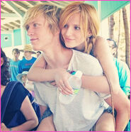 Bella-thorne-piggyback-ride