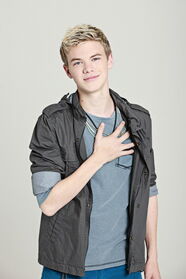 KentonDuty-Photoshoot2011-(4)