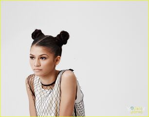 Zendaya-yahoo-style-shoot-interview-05