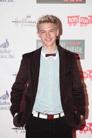 Kenton-Duty-GRE-003749