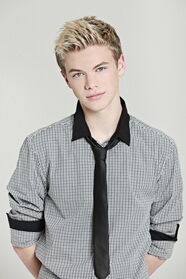 KentonDuty-Photoshoot2011-(2)