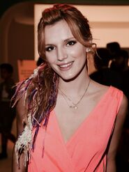 Bella-thorne-1394643551