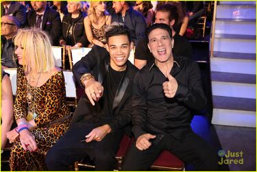 Roshon-fegan-chelsie-hightower-celebs-dwts-10th-celebration-pics-16