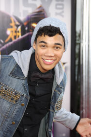 Roshon-fegan-7