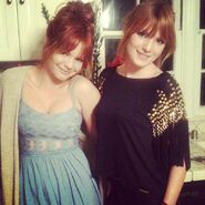 Bella-thorne-with-sister-Dani-blue