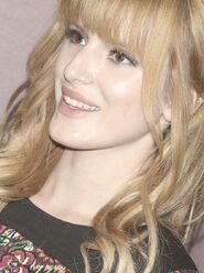 Bella-thorne-1385007906