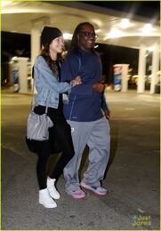 Zendaya-dinner-with-dad-after-dreadlocks-controversy-01