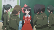 Ogiwara among the girls who admire Shana