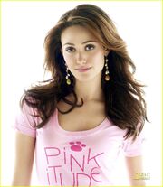 Emmy-rossum-pinkitude-pink-panther-01.jpg