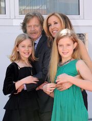 Felicity-huffman-william-h-macy-their-hollywood-stars-3-960x1266