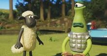 Shaun-Christmas-caught-short-alien.jpg